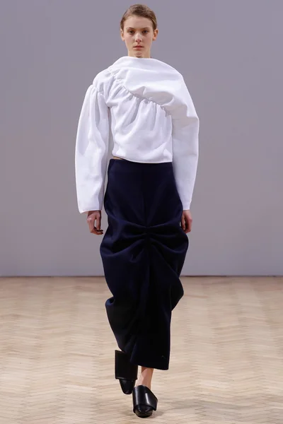 Look 31